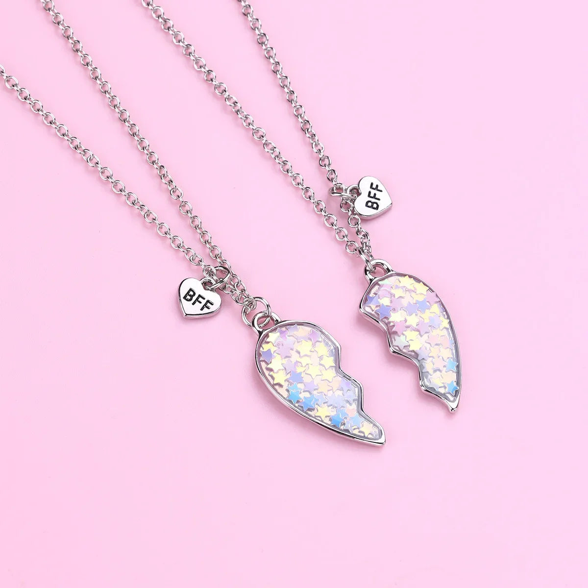 Fashion Magnetic Necklace for Couples Girls Luxury Style Pendant Heart Shape Magnet Pendant Chains Lover Gift 2025 New Arrival