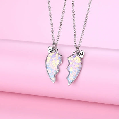 Fashion Magnetic Necklace for Couples Girls Luxury Style Pendant Heart Shape Magnet Pendant Chains Lover Gift 2025 New Arrival